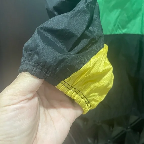 Arnold Palmer wind cheater jacket. Used once. Size medium - Picture 4 of 11
